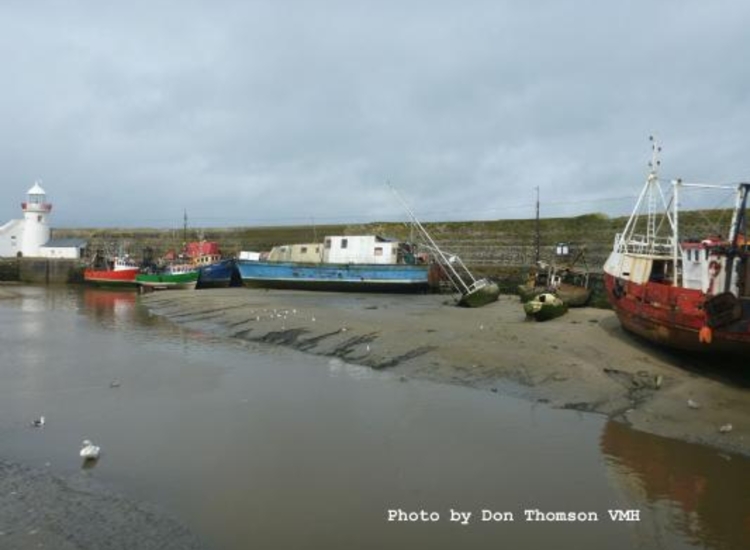 Sandbanks and wrecks