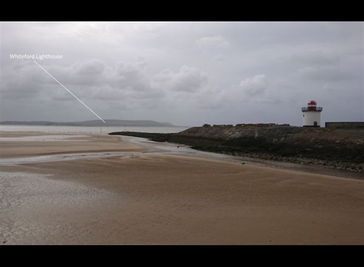 Entrance to the harbour from the shore