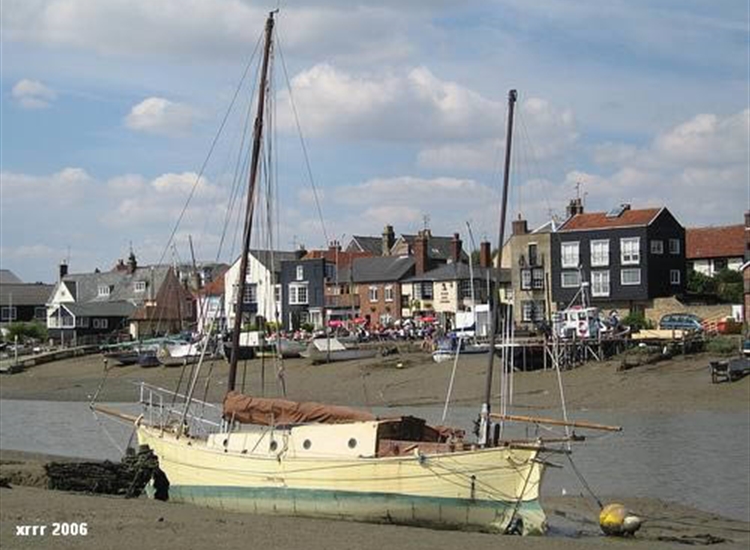 Wivenhoe 2