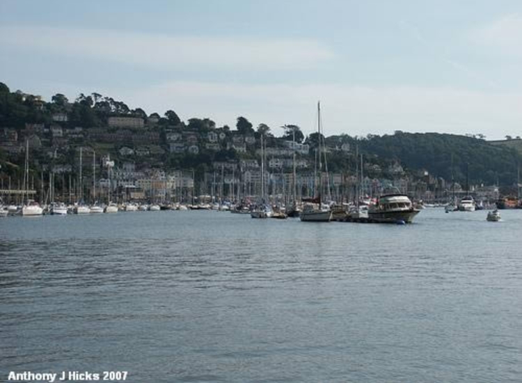 Isolated visitors pontoon, looking back towards Kingswear