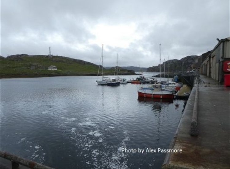 Kinlochbervie pontoon looking seawards