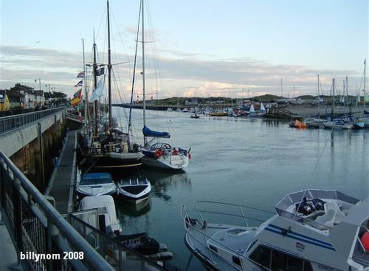 Visitors Pontoon 2